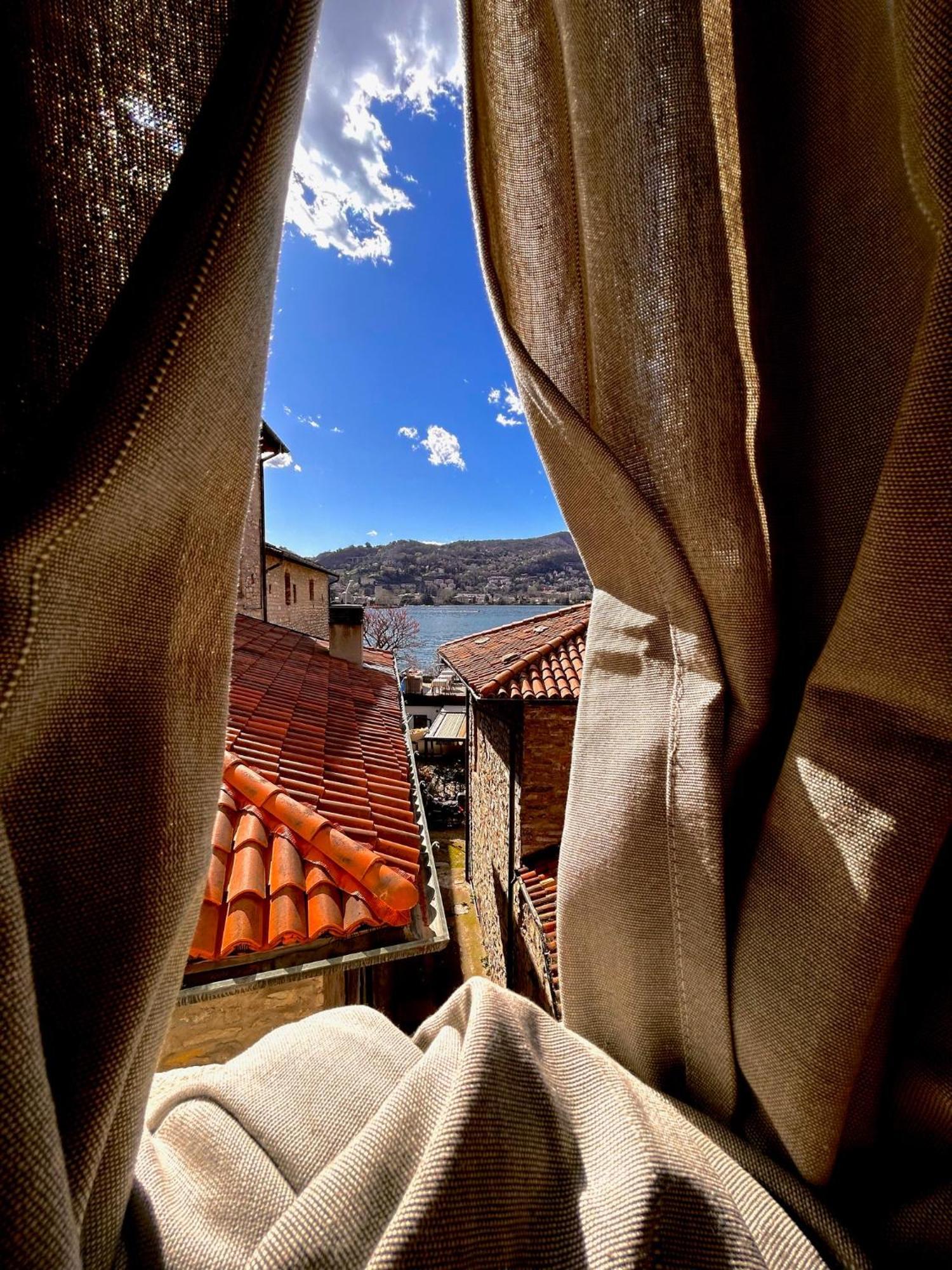 Casa Vacanze Viacoloniola37 Como Luaran gambar