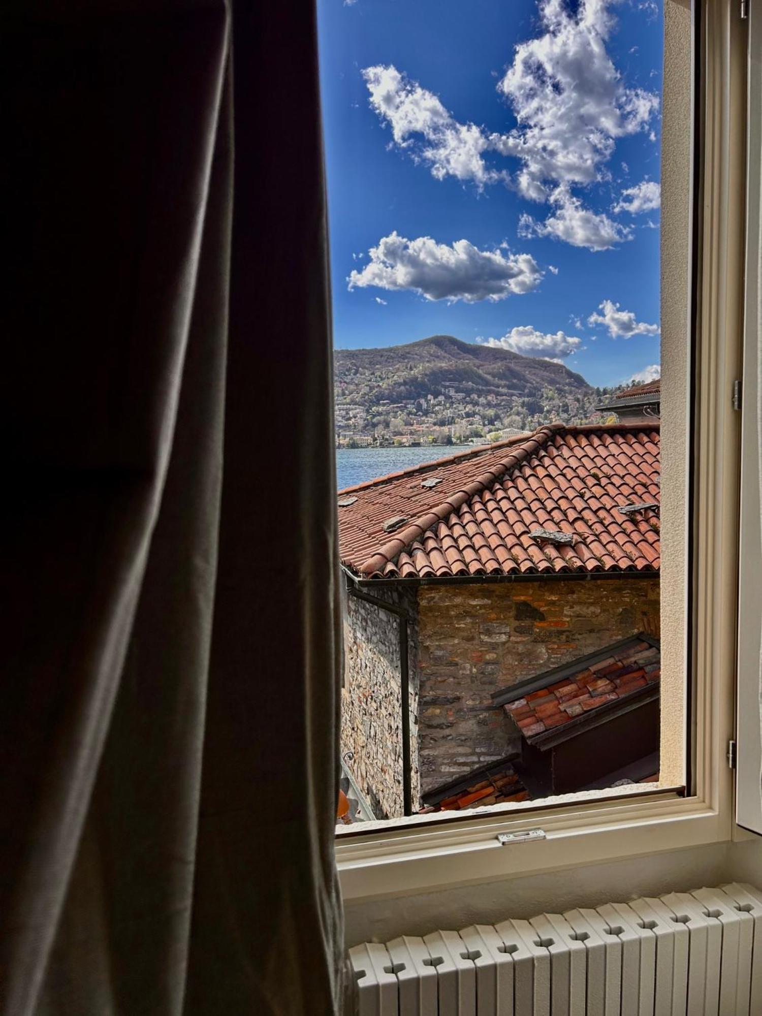 Casa Vacanze Viacoloniola37 Como Luaran gambar